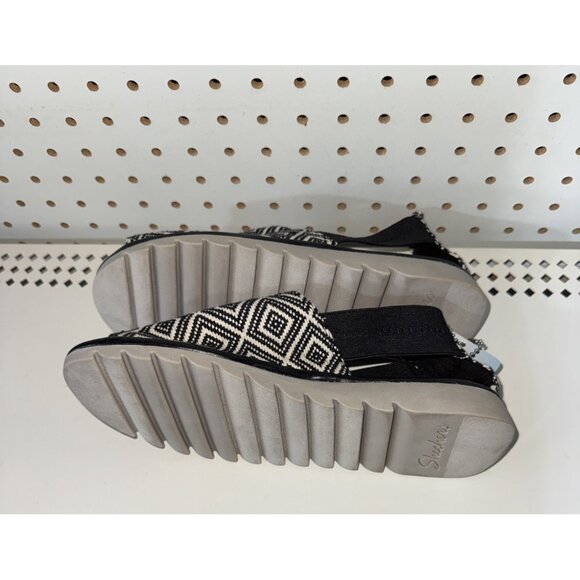 Skechers Jigsawed Womens Slip On Open Toe Sandals Slides Size 8 Black Luxe Foam - Picture 6 of 9